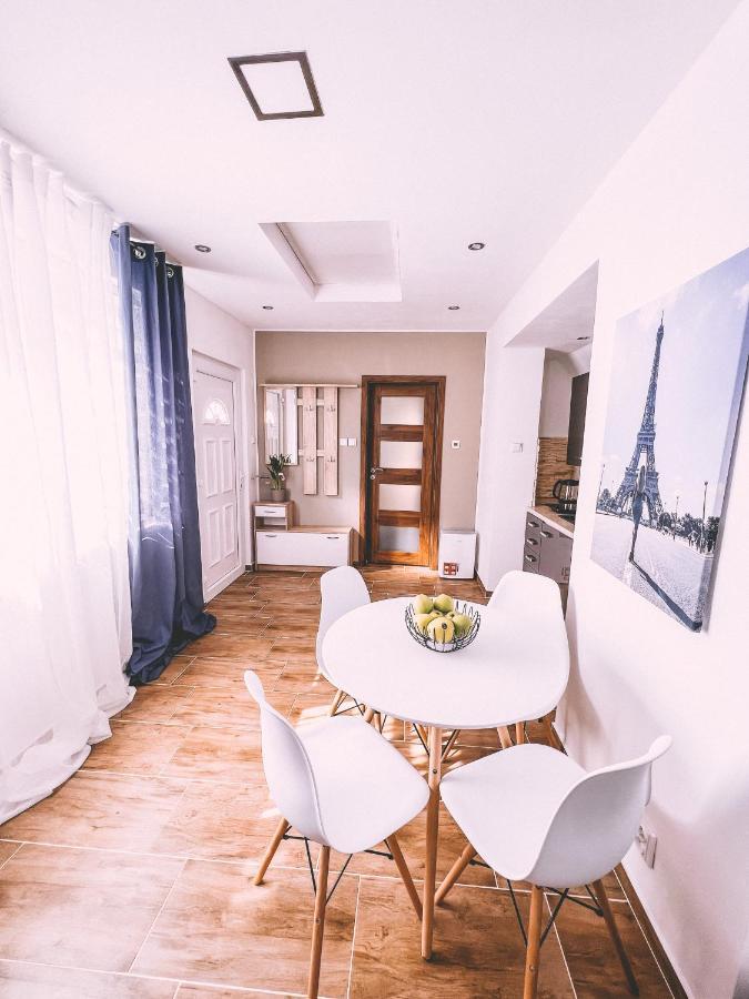 Unicorn Hrensko Apartment Exterior foto